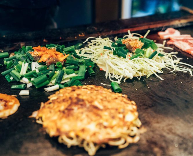 walkingboxes-street-food-okonomiyaki